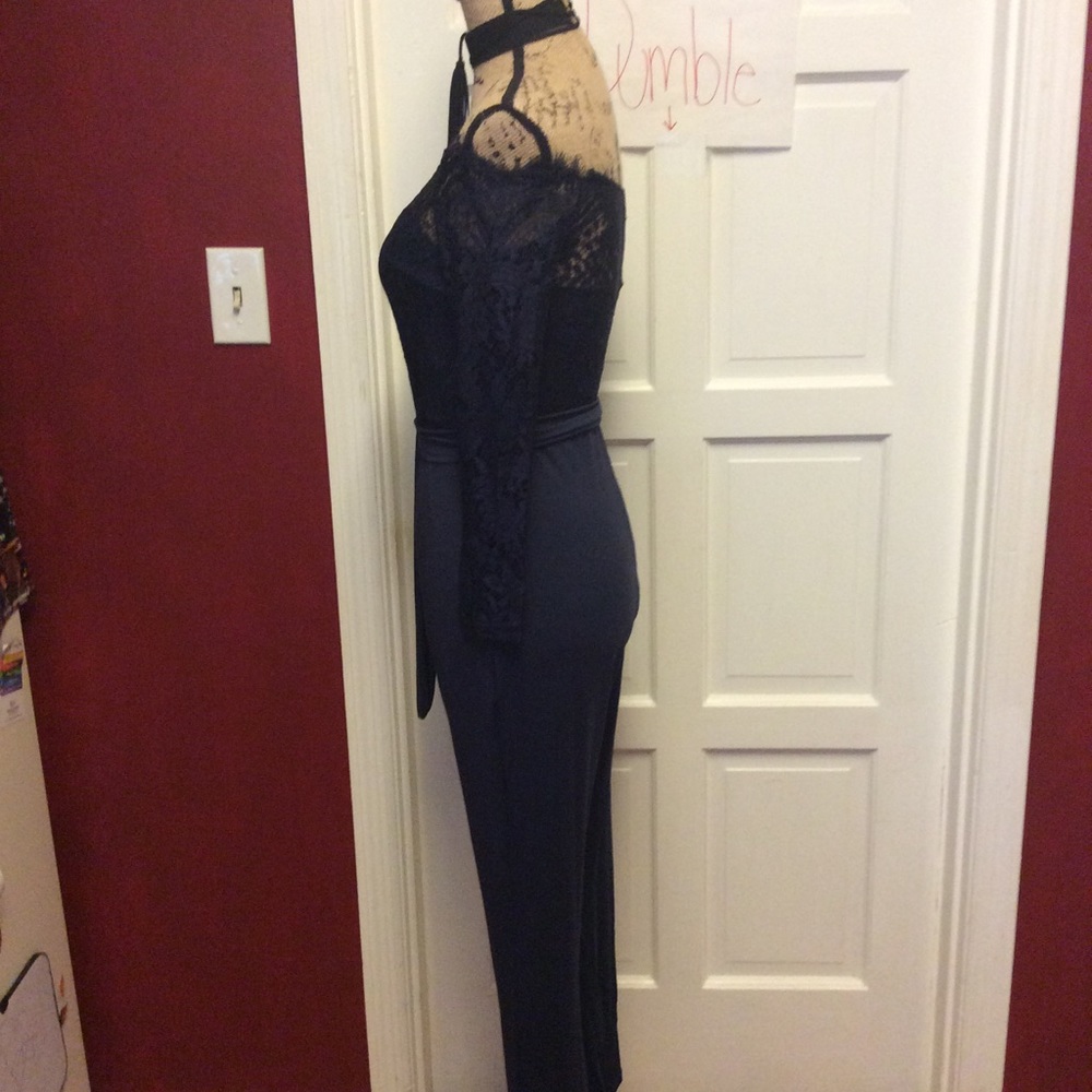 🦉gorgeous lace top navy jumpsuit🦉 - Picture 4 of 6